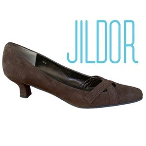 Jildor Genuine Suede Brown Pumps Size 8 Narrow - Like New